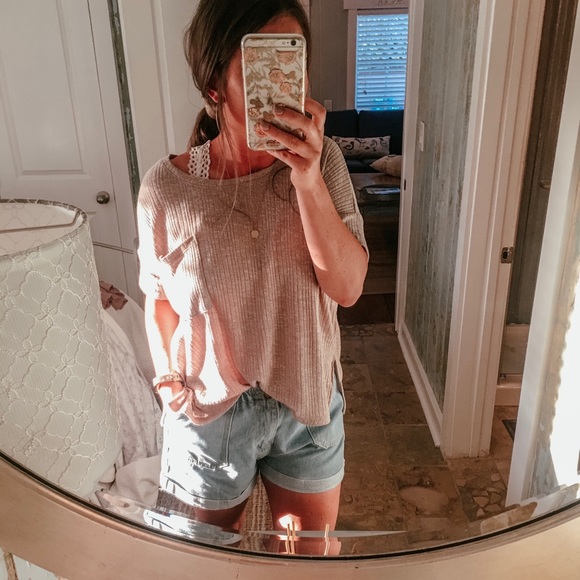 C L O S E T I N F O☝🏼 - Picture 2 of 16